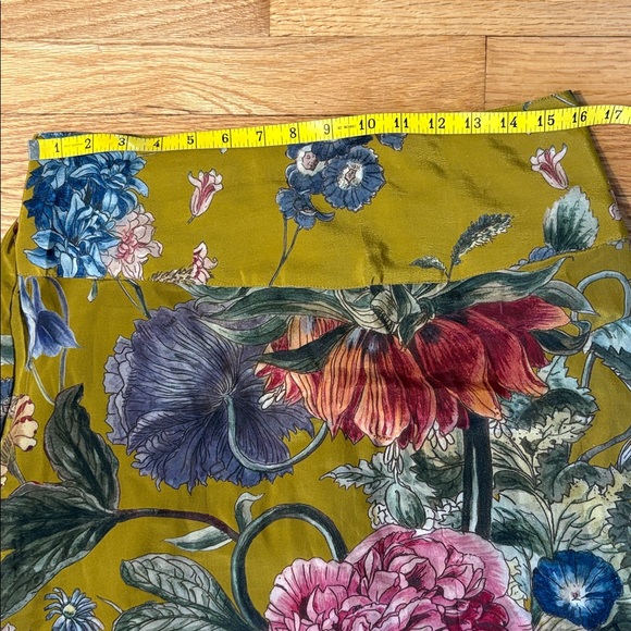 Anthropologie A-Line Skirt with Bold Floral Design - Picture 4 of 6